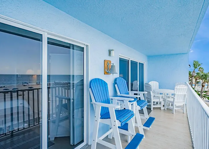 Dollar 210 Apartment *