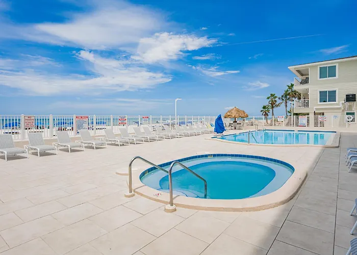 Dollar 210 Apartment *